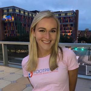 Meet your Posher, Lydia